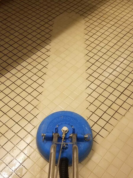 Tile & Grout Cleaning in Lakewood, CO (1)